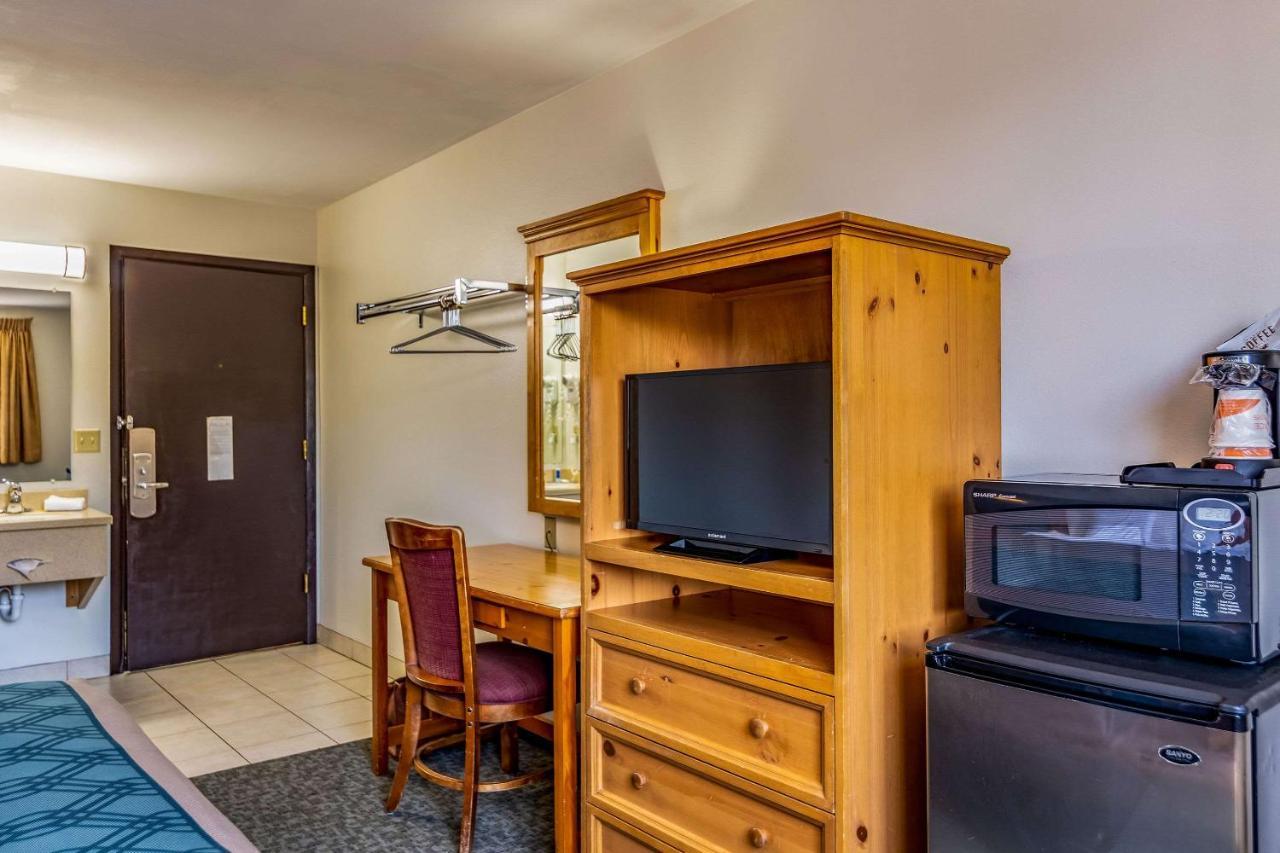 Rodeway Inn ボーズマン エクステリア 写真